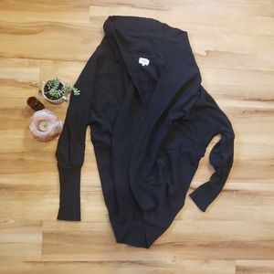 Wilfred Small Black Sweater